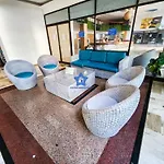 Apartamento Con Balcón - Piso Octavo