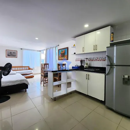 Apartamento Con Balcon - Piso Octavo Apartamento *